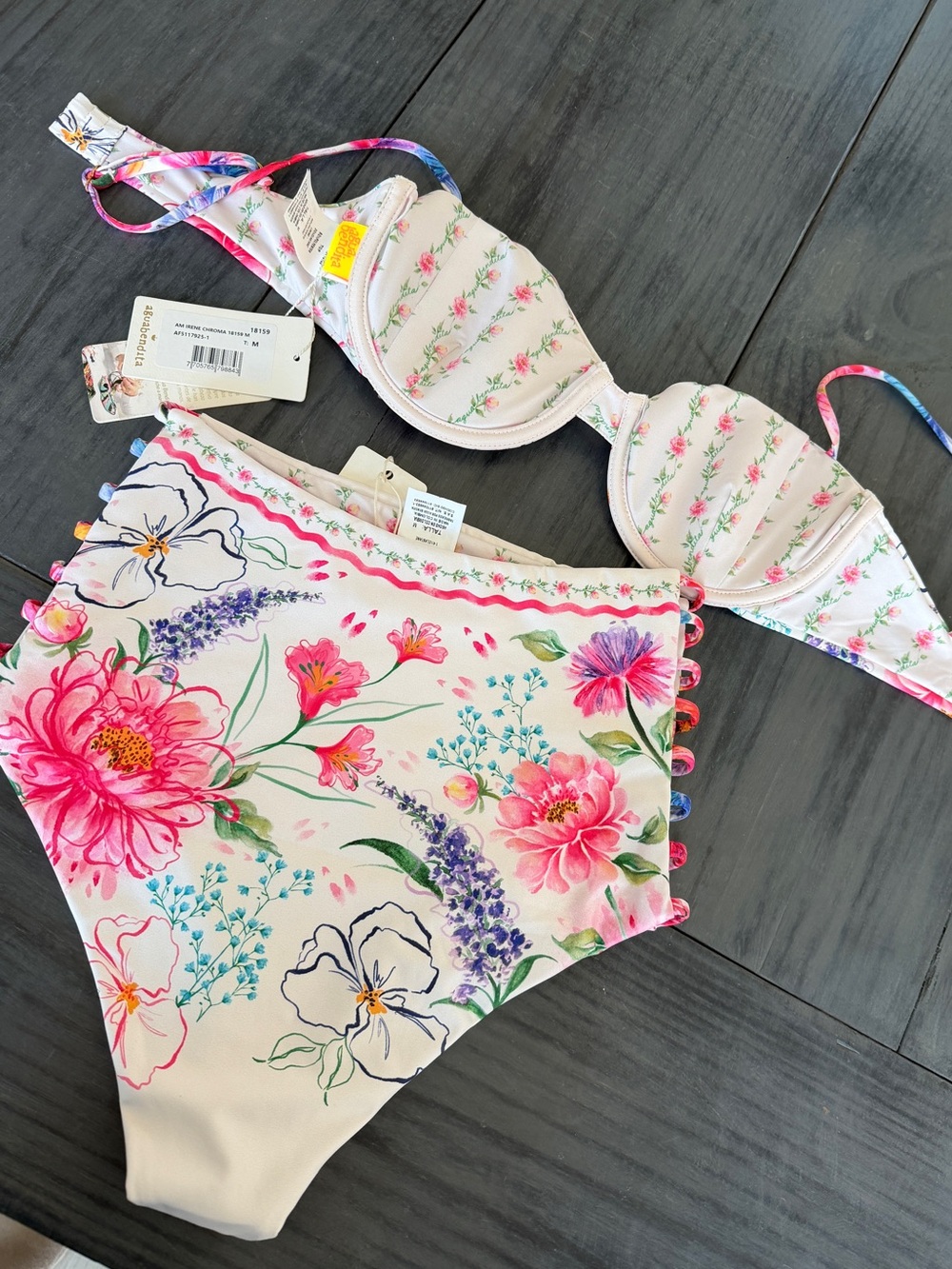 Agua Bendita Floral Bikini Set Size M NWT - Picture 8 of 9